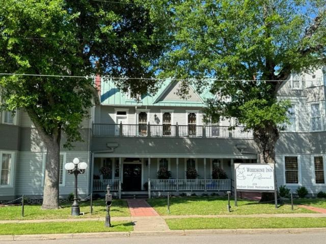 Woodbine Inn And Restaurant Madisonville Exteriör bild
